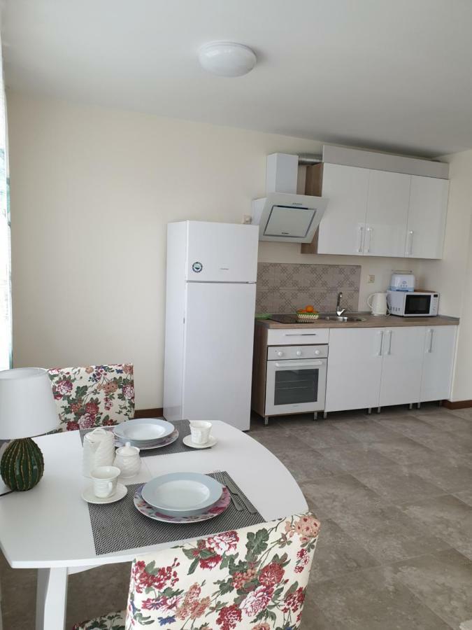 Emerald Hills Aparthotel Sozopol Exterior foto